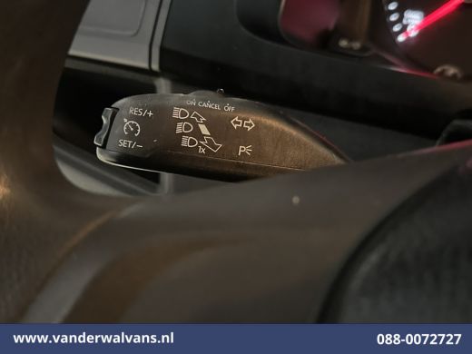 Volkswagen Transporter 2.0 TDI 150pk L2H1 Glasresteel Euro6 Airco | Imperiaal | 2500kg Trekhaak Bijrijdersbank, Sidebars... ActivLease financial lease