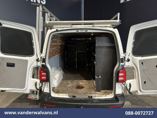 Volkswagen Transporter 2.0 TDI 150pk L2H1 Glasresteel Euro6 Airco | Imperiaal | 2500kg Trekhaak Bijrijdersbank, Sidebars... ActivLease financial lease
