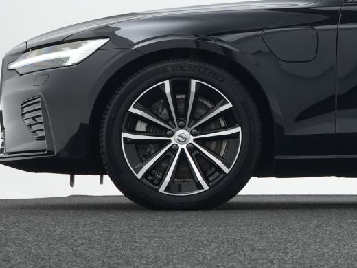 Volvo  V60 2.0 T6 Plug-in hybrid AWD Ultra Dark | Head-Up | Harman Kardon | Panoramadak | Leder | Privacy Gl... ActivLease financial lease