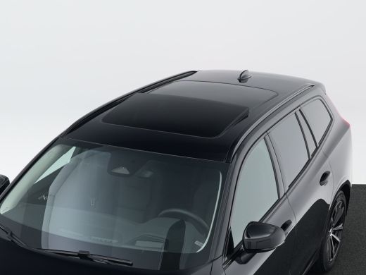 Volvo  V60 2.0 T6 Plug-in hybrid AWD Ultra Dark | Head-Up | Harman Kardon | Panoramadak | Leder | Privacy Gl... ActivLease financial lease