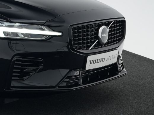 Volvo  V60 2.0 T6 Plug-in hybrid AWD Ultra Dark | Head-Up | Harman Kardon | Panoramadak | Leder | Privacy Gl... ActivLease financial lease