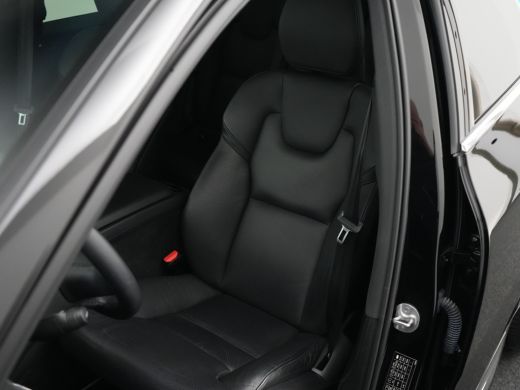 Volvo  XC60 B4 Ultimate Bright | BTW-auto | Head-Up | Harman Kardon | Panoramadak | 360° Camera | Lederen Das... ActivLease financial lease
