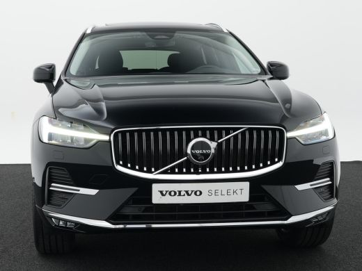 Volvo  XC60 B4 Ultimate Bright | BTW-auto | Head-Up | Harman Kardon | Panoramadak | 360° Camera | Lederen Das... ActivLease financial lease