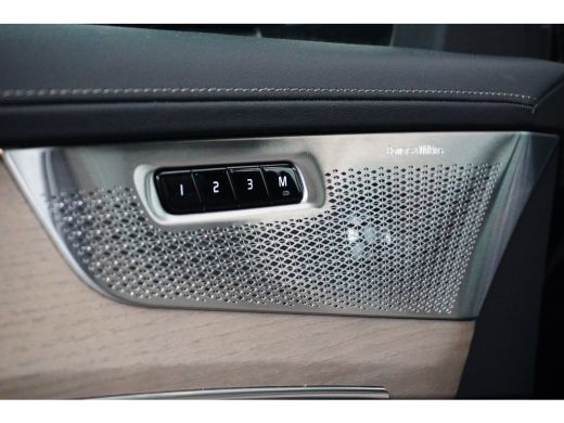 Volvo  XC90 2.0 T8 Plug-in hybrid AWD Ultra Dark | Nieuwe auto | 8 km | Luchtvering | Bowers & Wilkins | 360°... ActivLease financial lease
