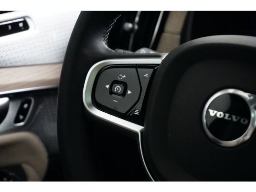 Volvo  XC90 2.0 T8 Plug-in hybrid AWD Ultra Dark | Nieuwe auto | 8 km | Luchtvering | Bowers & Wilkins | 360°... ActivLease financial lease