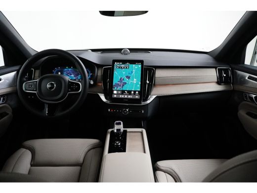 Volvo  XC90 2.0 T8 Plug-in hybrid AWD Ultra Dark | Nieuwe auto | 8 km | Luchtvering | Bowers & Wilkins | 360°... ActivLease financial lease