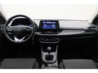 Hyundai i30 1.0 T-GDi MHEV Comfort Camera, Apple Carplay, Stuur-/Stoelverw., LED, DAB, 16"