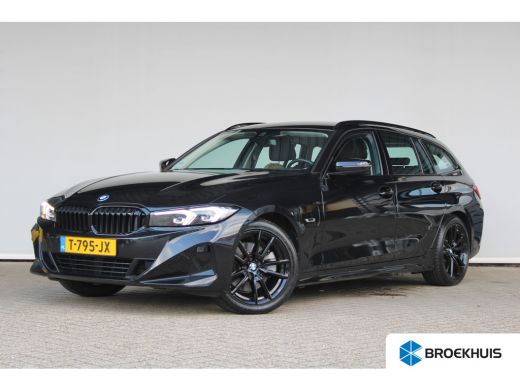 BMW 3 Serie Touring 320e | Facelift | 18 inch | Carplay | BMW 3 Serie Touring 320e | Facelift | 18 inch | Carplay |