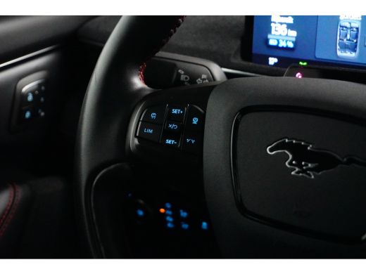 Ford Mustang Mach-E Mach-E Extended AWD 98 kWh | Pano-dak | B&O Audio | Memory stoel | 360 Camera | Technology pack+ ... ActivLease financial lease