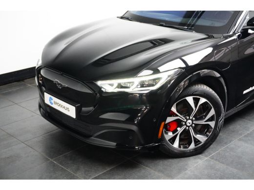Ford Mustang Mach-E Mach-E Extended AWD 98 kWh | Pano-dak | B&O Audio | Memory stoel | 360 Camera | Technology pack+ ... ActivLease financial lease
