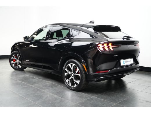Ford Mustang Mach-E Mach-E Extended AWD 98 kWh | Pano-dak | B&O Audio | Memory stoel | 360 Camera | Technology pack+ ... ActivLease financial lease