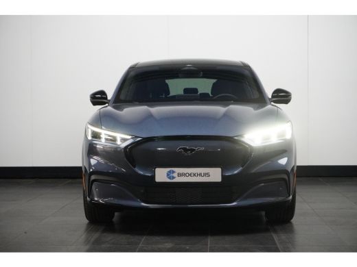 Ford Mustang Mach-E Mach-E Extended AWD 98 kWh | Unieke Kleur! | Pano-dak | B&O Audio | Memory stoel | 360 Camera | T... ActivLease financial lease
