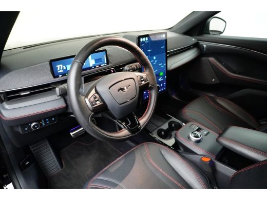 Ford Mustang Mach-E Mach-E Extended AWD 98 kWh | Unieke Kleur! | Pano-dak | B&O Audio | Memory stoel | 360 Camera | T... ActivLease financial lease