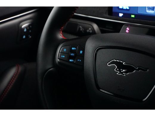 Ford Mustang Mach-E Mach-E Extended AWD 98 kWh | Unieke Kleur! | Pano-dak | B&O Audio | Memory stoel | 360 Camera | T... ActivLease financial lease