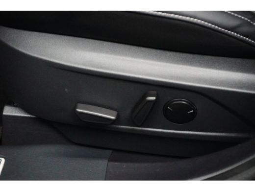 Ford Mustang Mach-E Mach-E Mustang GT Extended AWD 98 kWh | Pano-dak | Kleur Zwart Zeldzaam! B&O Audio | 360 Camera |... ActivLease financial lease