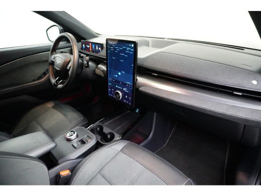 Ford Mustang Mach-E Mach-E Mustang GT Extended AWD 98 kWh | Pano-dak | Kleur Zwart Zeldzaam! B&O Audio | 360 Camera |... ActivLease financial lease