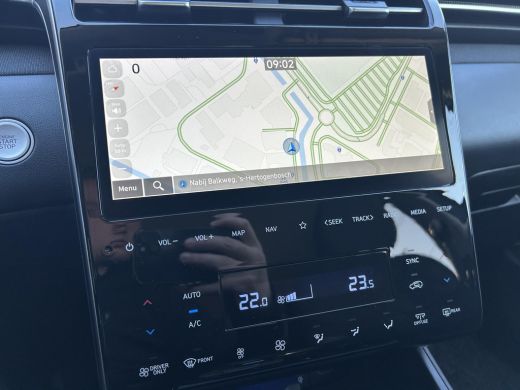 Hyundai Tucson 1.6 T-GDI PHEV Comfort Smart 4WD | Rijklaarprijs! | Trekhaak | Achteruitrijcamera | Stoel & stuur... ActivLease financial lease