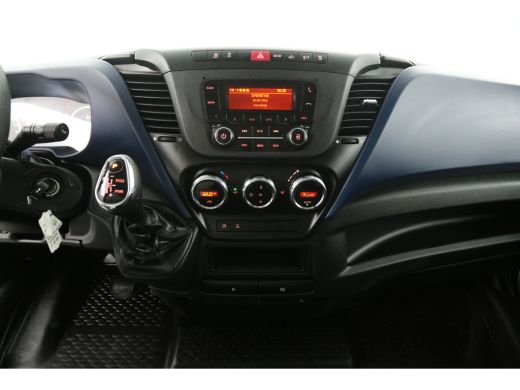 Iveco Daily 35 S14 2.3D L2H2 | Automaat | 3500KG Trekgew. | Trekh. | Airco | Cruise | 3-Zits ActivLease financial lease