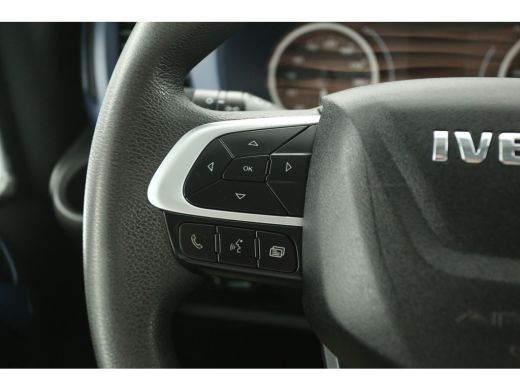 Iveco Daily 35 S14 2.3D L2H2 | Automaat | 3500KG Trekgew. | Trekh. | Airco | Cruise | 3-Zits ActivLease financial lease