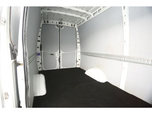 Iveco Daily 35 S14 2.3D L2H2 | Automaat | 3500KG Trekgew. | Trekh. | Airco | Cruise | 3-Zits ActivLease financial lease