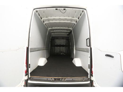 Iveco Daily 35 S14 2.3D L2H2 | Automaat | 3500KG Trekgew. | Trekh. | Airco | Cruise | 3-Zits ActivLease financial lease