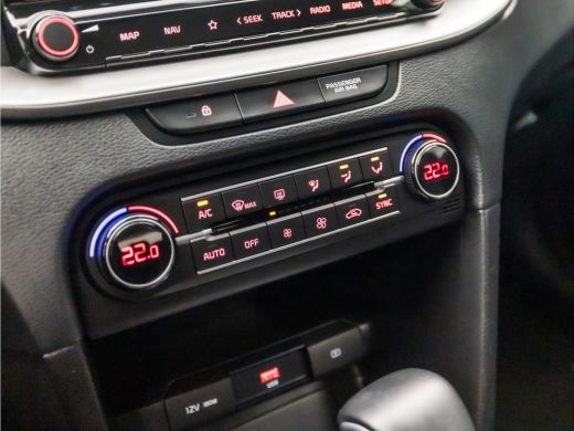 Kia Ceed Sportswagon 1.0 T-GDi Dynamic Sport Automaat (APPLE CARPLAY, GROOT NAVI, CLIMATE, CAMERA, GETINT GLAS, PORTST... ActivLease financial lease