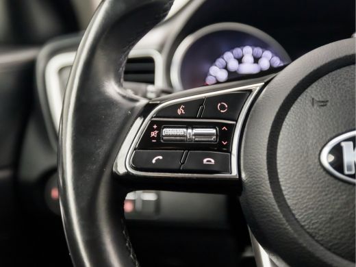 Kia Ceed Sportswagon 1.0 T-GDi Dynamic Sport Automaat (APPLE CARPLAY, GROOT NAVI, CLIMATE, CAMERA, GETINT GLAS, PORTST... ActivLease financial lease