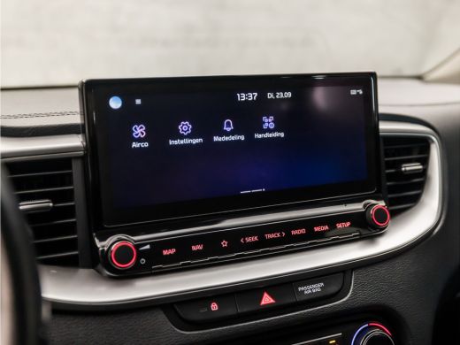 Kia Ceed Sportswagon 1.0 T-GDi Dynamic Sport Automaat (APPLE CARPLAY, GROOT NAVI, CLIMATE, CAMERA, GETINT GLAS, PORTST... ActivLease financial lease