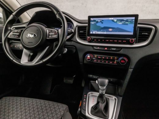 Kia Ceed Sportswagon 1.0 T-GDi Dynamic Sport Automaat (APPLE CARPLAY, GROOT NAVI, CLIMATE, CAMERA, GETINT GLAS, PORTST... ActivLease financial lease
