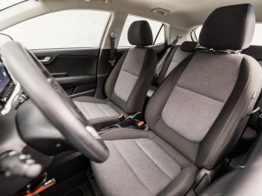 Kia Stonic 1.0 T-GDi MHEV ComfortLine (APPLE CARPLAY, GROOT NAVI, ADAPTIVE CRUISE, TREKHAAK, PARKEERSENSOREN... ActivLease financial lease