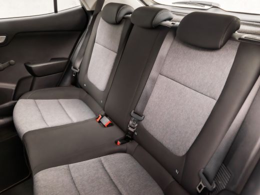 Kia Stonic 1.0 T-GDi MHEV ComfortLine (APPLE CARPLAY, GROOT NAVI, ADAPTIVE CRUISE, TREKHAAK, PARKEERSENSOREN... ActivLease financial lease