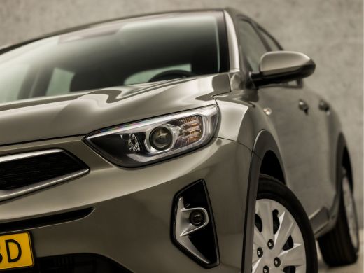 Kia Stonic 1.0 T-GDi MHEV ComfortLine (APPLE CARPLAY, GROOT NAVI, ADAPTIVE CRUISE, TREKHAAK, PARKEERSENSOREN... ActivLease financial lease