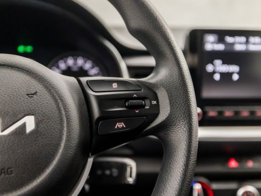 Kia Stonic 1.0 T-GDi MHEV ComfortLine (APPLE CARPLAY, GROOT NAVI, ADAPTIVE CRUISE, TREKHAAK, PARKEERSENSOREN... ActivLease financial lease