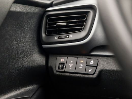 Kia Stonic 1.0 T-GDi MHEV ComfortLine (APPLE CARPLAY, GROOT NAVI, ADAPTIVE CRUISE, TREKHAAK, PARKEERSENSOREN... ActivLease financial lease