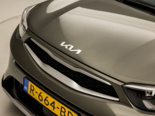 Kia Stonic 1.0 T-GDi MHEV ComfortLine (APPLE CARPLAY, GROOT NAVI, ADAPTIVE CRUISE, TREKHAAK, PARKEERSENSOREN... ActivLease financial lease