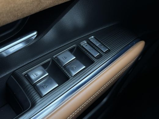 Mazda 6 Takumi Plus Long Range 80 kWh | Stoelverwarming/verkoeling | Stuurverwarming | Panoramadak | Adap... ActivLease financial lease