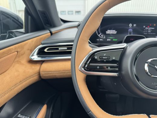 Mazda 6 Takumi Plus Long Range 80 kWh | Stoelverwarming/verkoeling | Stuurverwarming | Panoramadak | Adap... ActivLease financial lease