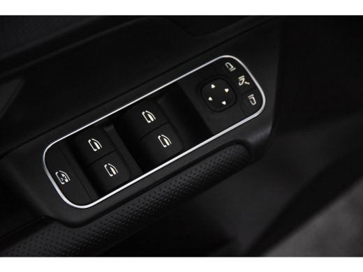 Mercedes-Benz GLB 200 *1ste Eigenaar*Leer*Navigatie*Stoelverwarming* ActivLease financial lease