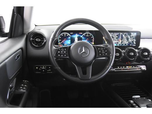 Mercedes-Benz GLB 200 *1ste Eigenaar*Leer*Navigatie*Stoelverwarming* ActivLease financial lease