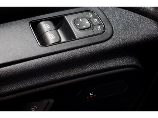 Mercedes-Benz Sprinter 317 CDI 170pk RWD 9G Automaat L2H2 LED/Navi/360&deg; Camera 05-2022 ActivLease financial lease