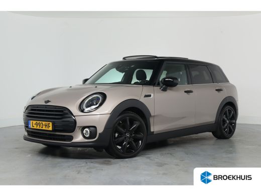 Mini Clubman 1.5 Cooper Classic | Automaat | Dealer Onderhouden | Panoramadak | Navigatie | Keyless | Stoelver... Mini Clubman 1.5 Cooper Classic | Automaat | Dealer Onderhouden | Panoramadak | Navigatie | Keyless | Stoelver...