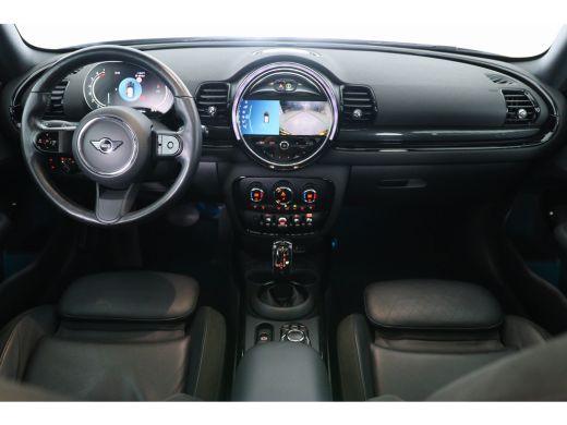 Mini Clubman 1.5 Cooper Classic | Automaat | Dealer Onderhouden | Panoramadak | Navigatie | Keyless | Stoelver... ActivLease financial lease