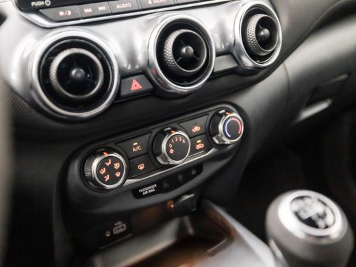 Nissan Juke 1.0 DIG-T Acenta Sport (APPLE CARPLAY, GROOT NAVI, CAMERA, GETINT GLAS, LM VELGEN, LED KOPLAMPEN,... ActivLease financial lease