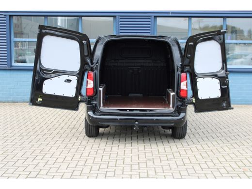 Opel Combo-e 50kWh | NAVI | TREKHAAK | CAMERA | CARPLAY | 6,9% RENTE FINANCIAL LEASE! ActivLease financial lease