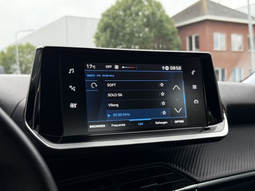Peugeot 2008 1.2 PureTech 100 Active Metallic | App Connect ActivLease financial lease