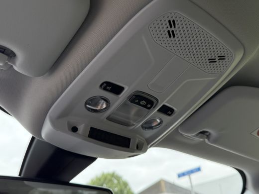 Peugeot 2008 1.2 PureTech 100 Active Metallic | App Connect ActivLease financial lease