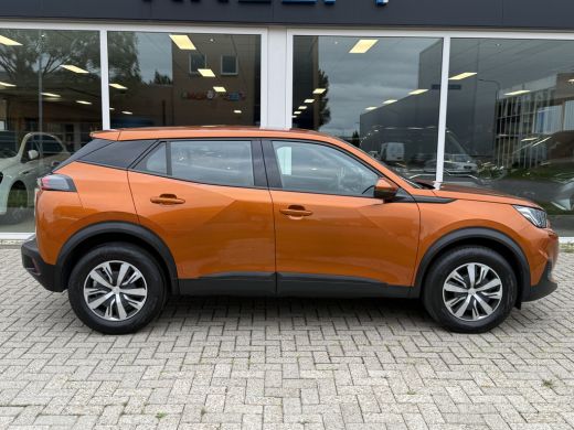Peugeot 2008 1.2 PureTech 100 Active Metallic | App Connect ActivLease financial lease