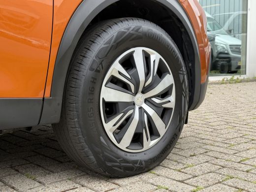 Peugeot 2008 1.2 PureTech 100 Active Metallic | App Connect ActivLease financial lease