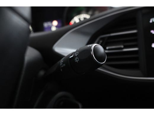 Peugeot 308 SW 1.2 PureTech Allure Navigatie, Cliamte, Lmv, ActivLease financial lease