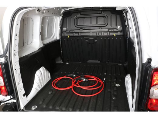 Peugeot Partner 50kWh 136PK L1 | 3-zits | Navi | Airco | Cruise | Dodehoeksensoren | Parkeersensoren V+A | ActivLease financial lease